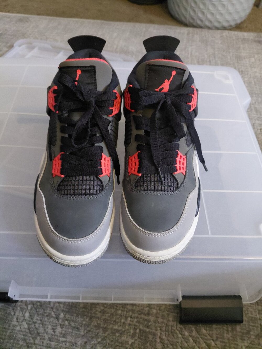 Jordan retro 4